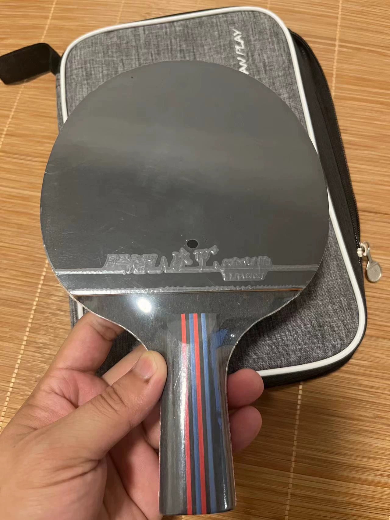 原价300多一套比赛乒乓球拍，现2折出售，数量有限，卖完下架 新旧程度：全新未拆封，数量不多 规格尺寸： 八星一支 35 横拍 直拍 都有 可以自主